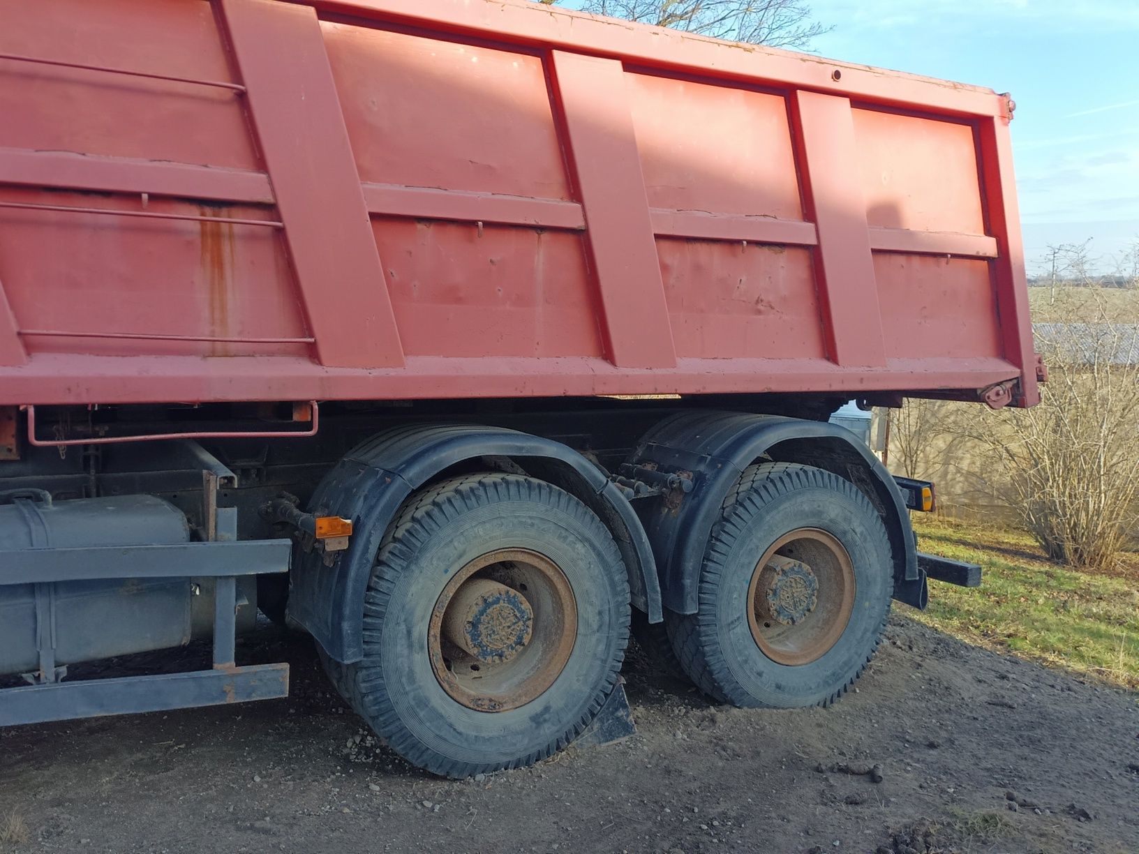 Maz samochód ciężarowy 551633