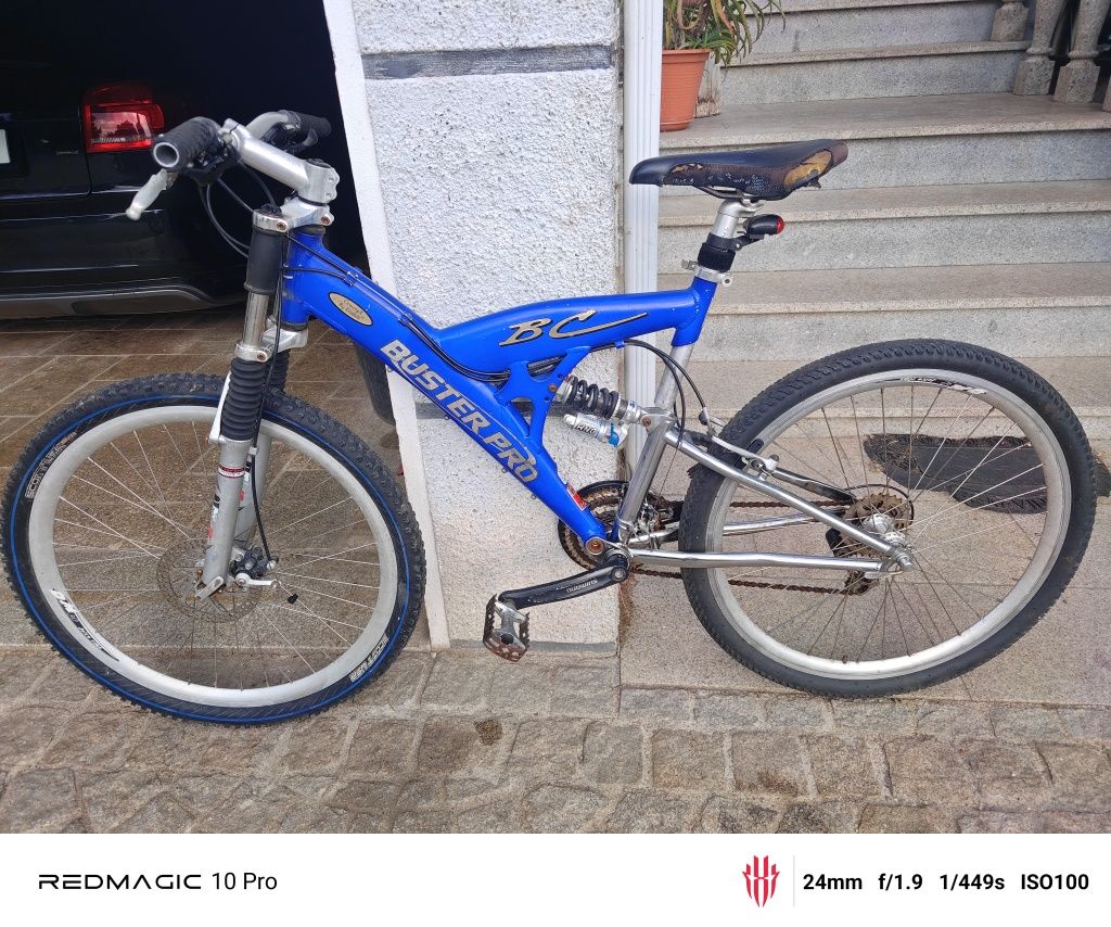 Vendo bicicleta de montanha