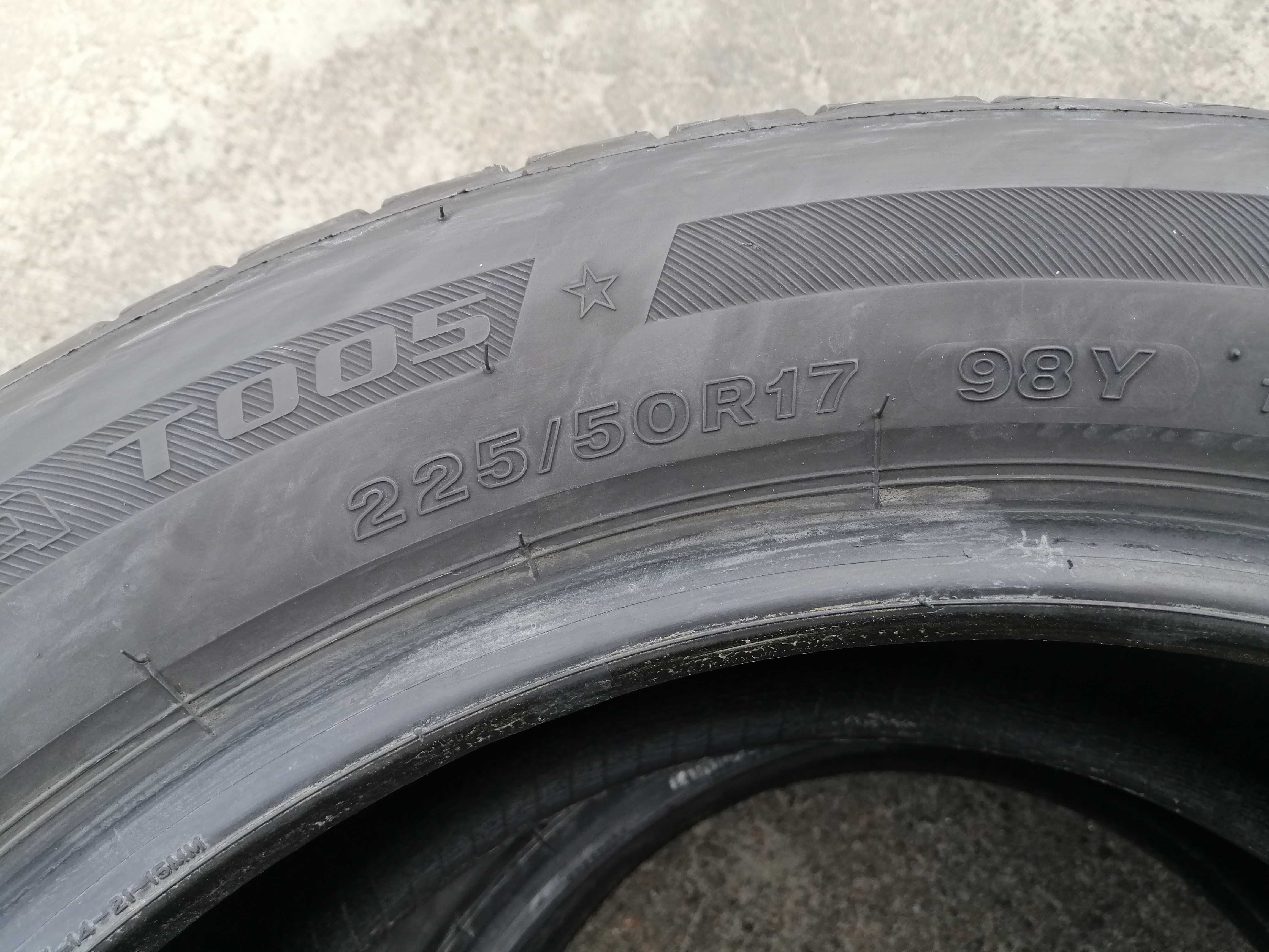 Рік 2022 - 225/50R17 98Y Bridgestone Turanza T005 шини бу літо 4 штуки