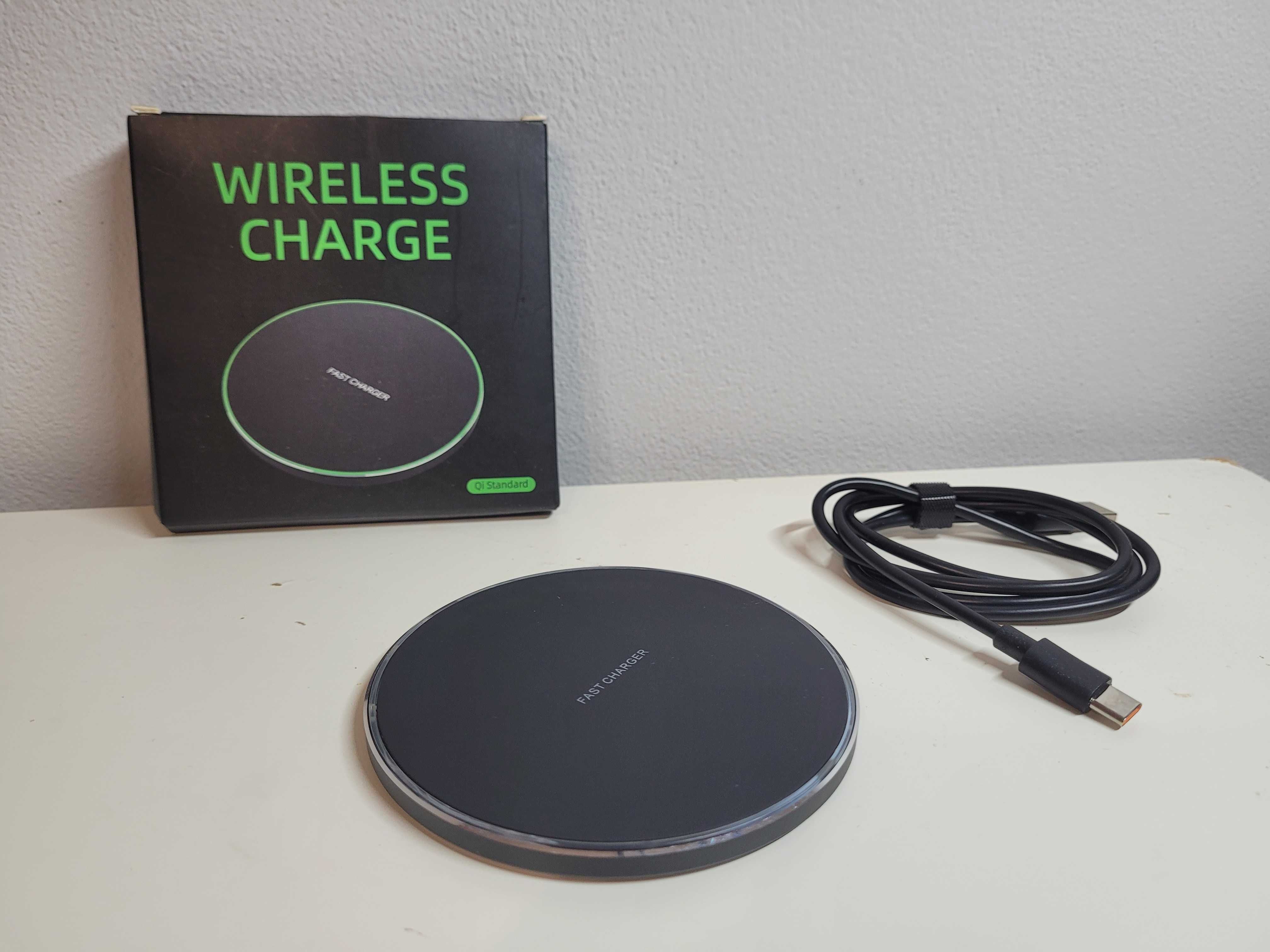 CZARNA ładowarka indukcyjna, bezprzewodowa, stacja ładująca USB-C