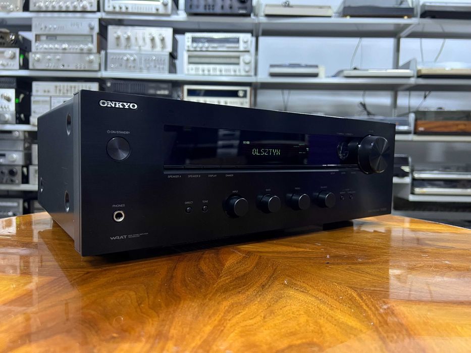 Amplituner Onkyo TX-8020 Audio Room