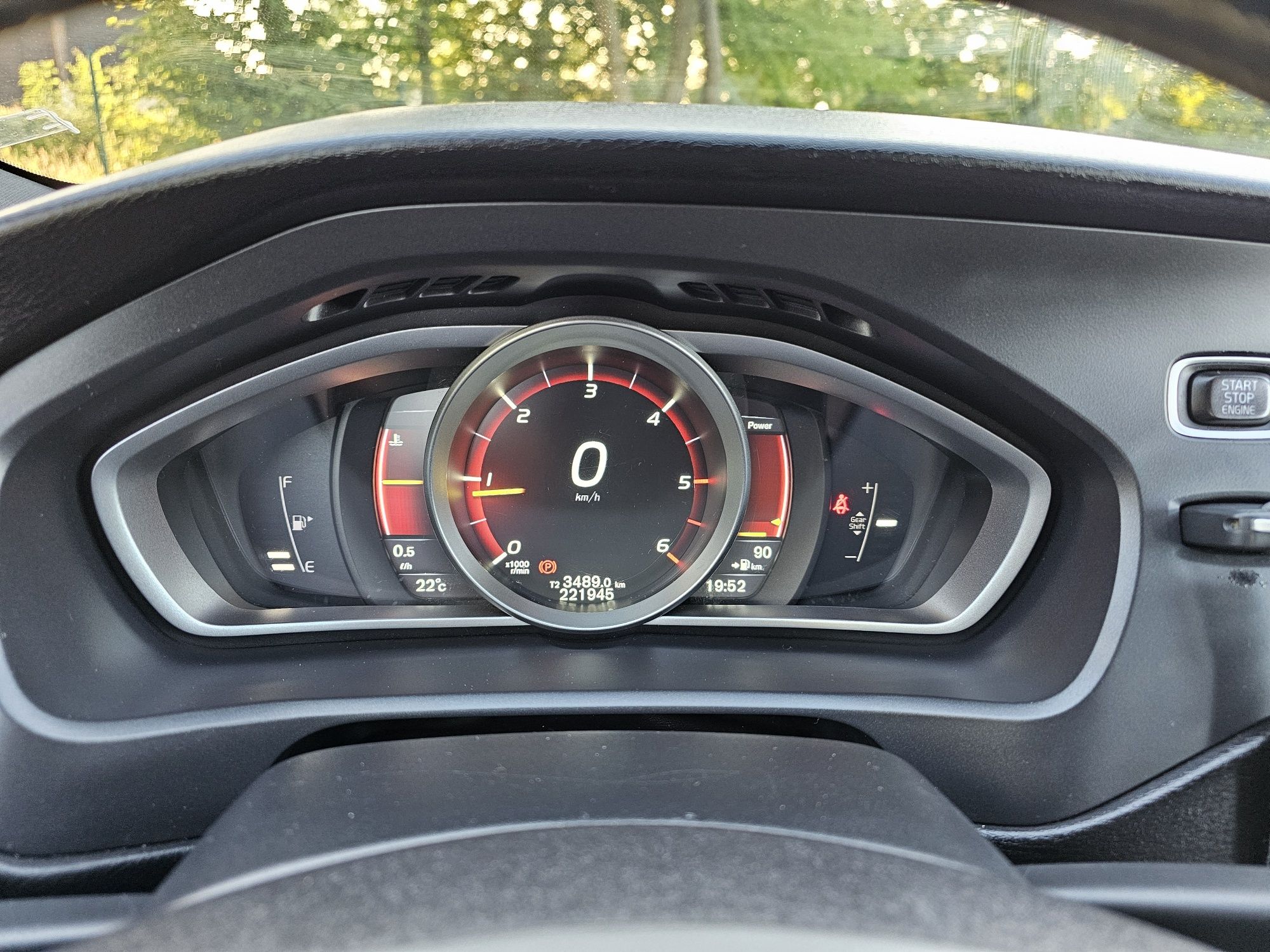Sprzedam Volvo V40 2.0 diesel 120km wersja R-design