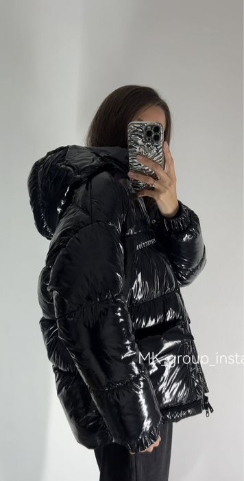 Лаковий пуфер куртка жіноча лак осінь зима БЕЗ ВИШИВКИ/надписів