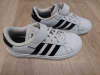 Buty Adidas r. 33 stan bardzo dobry