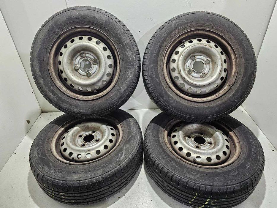 Диски 4*100 175/70 R13  з гумою Nokian 2013 рік Фінляндія