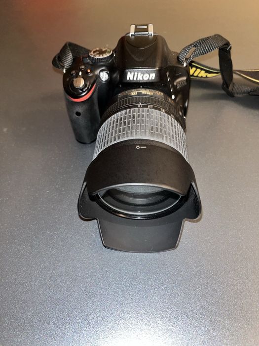 Nikon d5100 kit 18-105