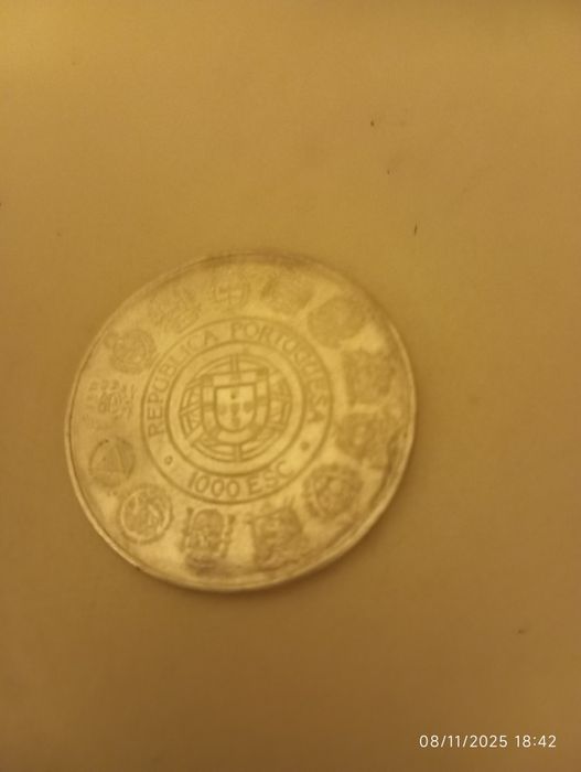 Vendo esta moeda de 1000 escudos