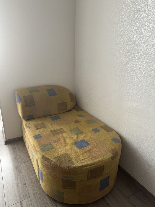Продам розкладний диван