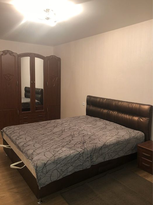 2км кв. Центр. Авто. Жд вокзали . 1200 за добу.