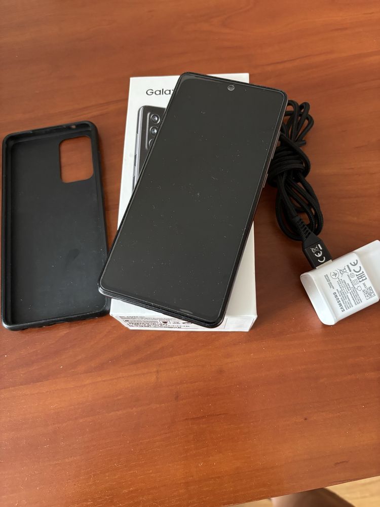 Samsung a 52s5g :)