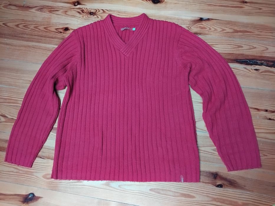 Sweter czerwony, rozm. M