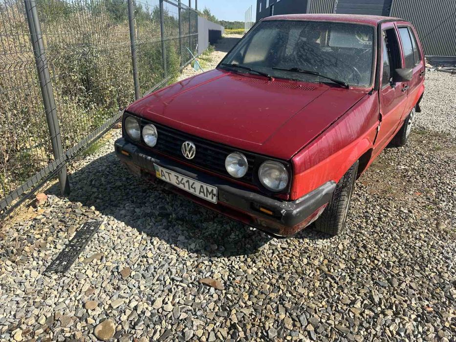 Фольцваген Гольф 2  1.6 бензин