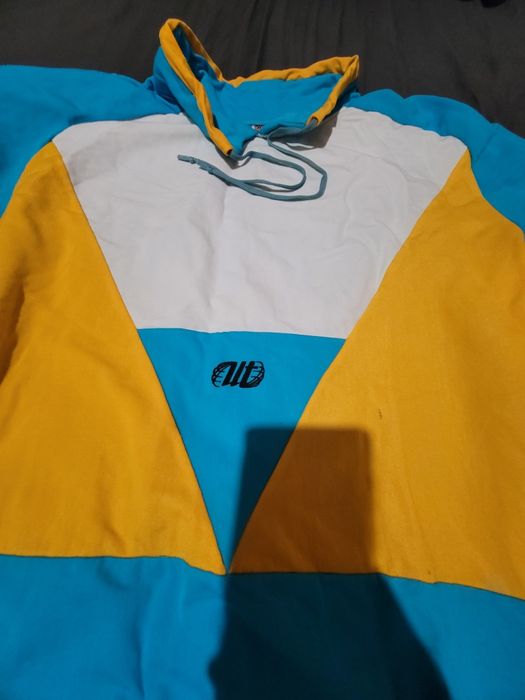 Вінтажна вітровка / кофта Utena Vintage