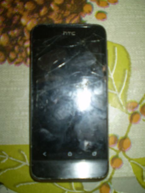 Телефоны HTC One PK76110 и Nokia lumiya 510