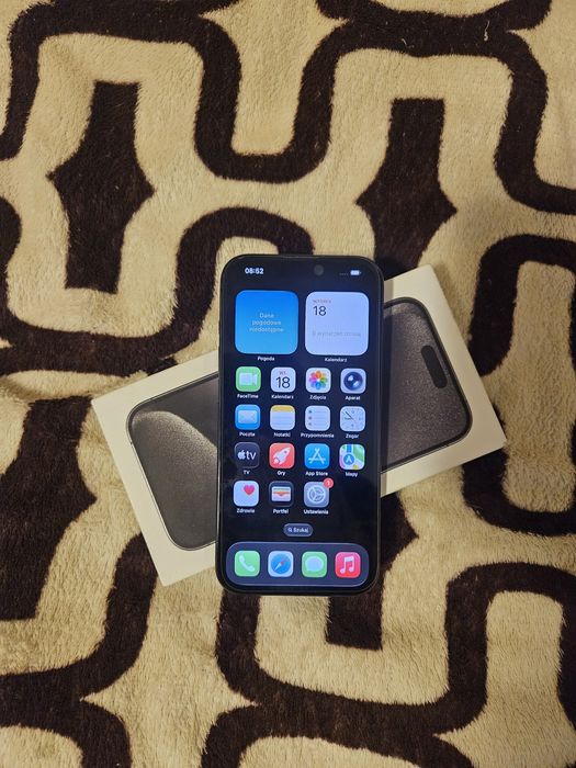 iPhone 15 pro black titanium 128GB