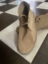 Чоловічі черевики Wrangler з замші бежевого кольору. Розмір 43
