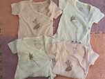 Lote 4 bodies “Chicco” 1 mês rosa e branco