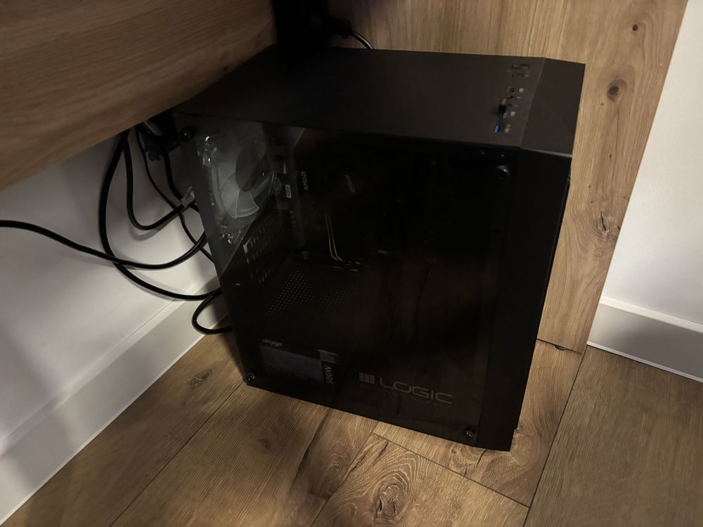 Komputer RYZEN 5 8600G 32GB DDR5 Radeon 760M SSD 1TB