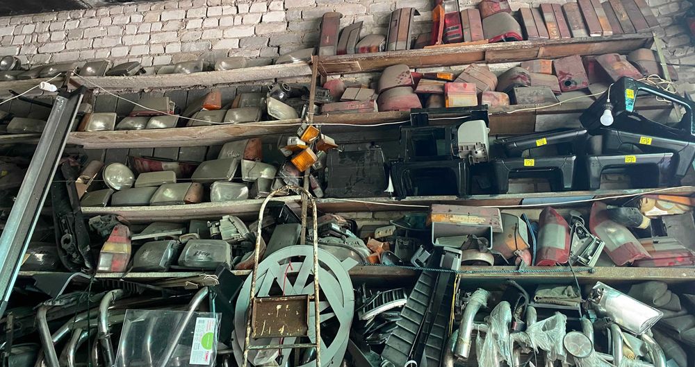 оптика  для фольксвагена т 5  \ 6