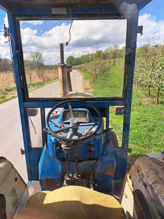 Ciągnik sadowniczy Ford 3055  5610