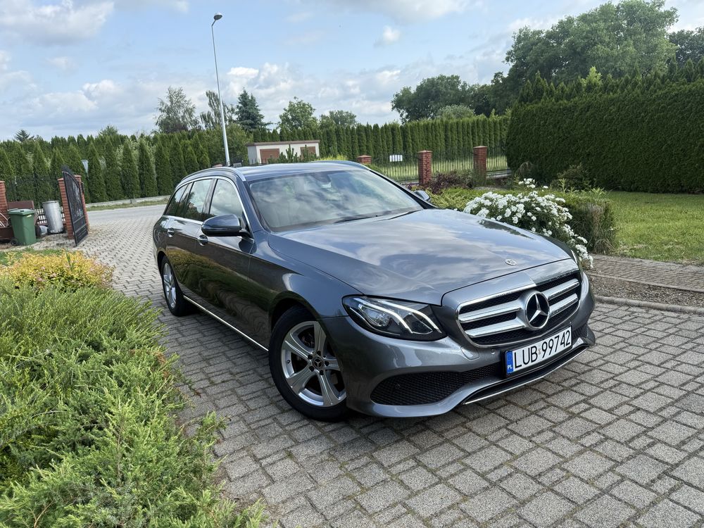 Mercedes E200 D wersja skandynawska
