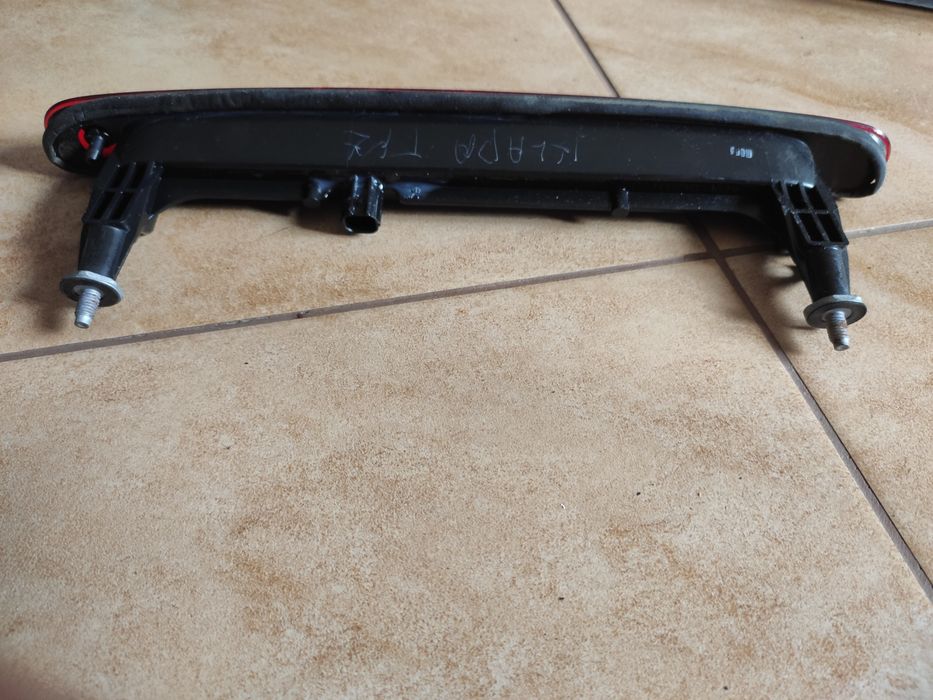 SUZUKI VITARA III trzecie światło lampa stop