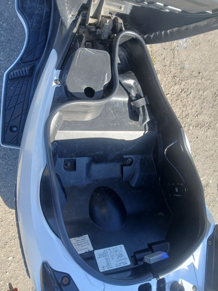 Suzuki Burghman 125 na prawo jazdy kat. B