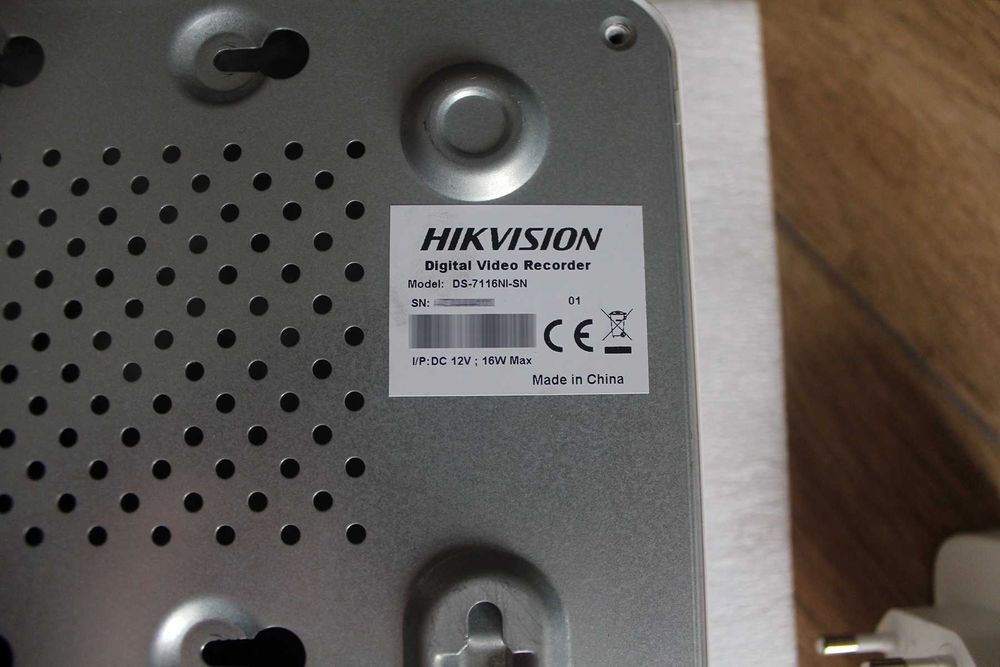 16 канальный fullHD NVR Hikvision
