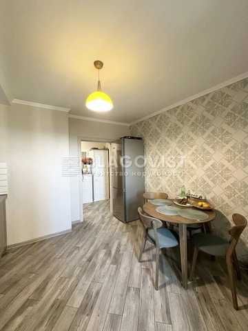 Продам квартиру  Здановської Юлії (Ломоносова), 36в