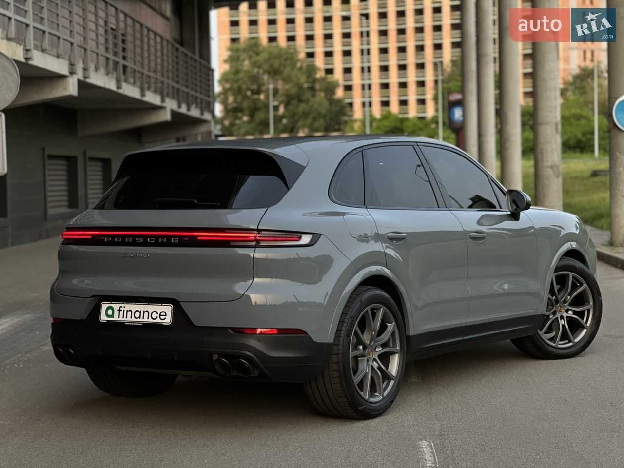 Продам Porsche Cayenne 2024, в розстрочку