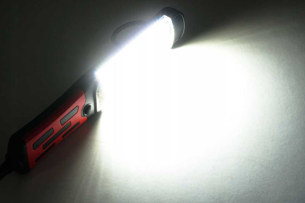 Latarka warsztatowa lampa lampka led kanałowa LED 3w1 230v