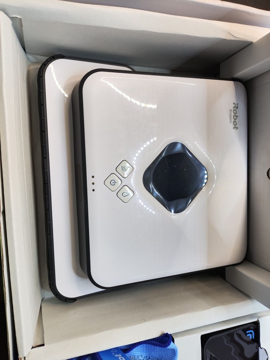 iRobot Braava 390t, робот-швабра
