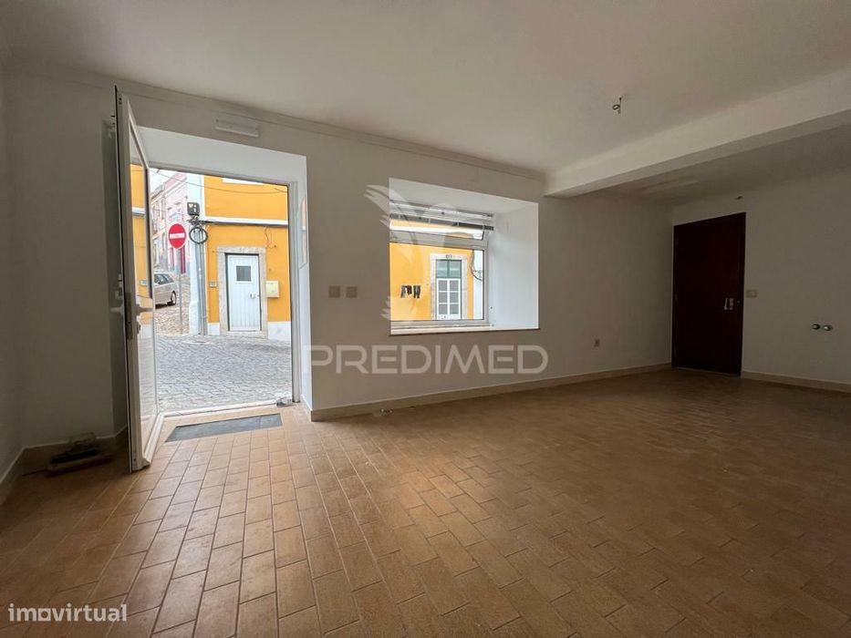 Loja no centro histórico em Palmela