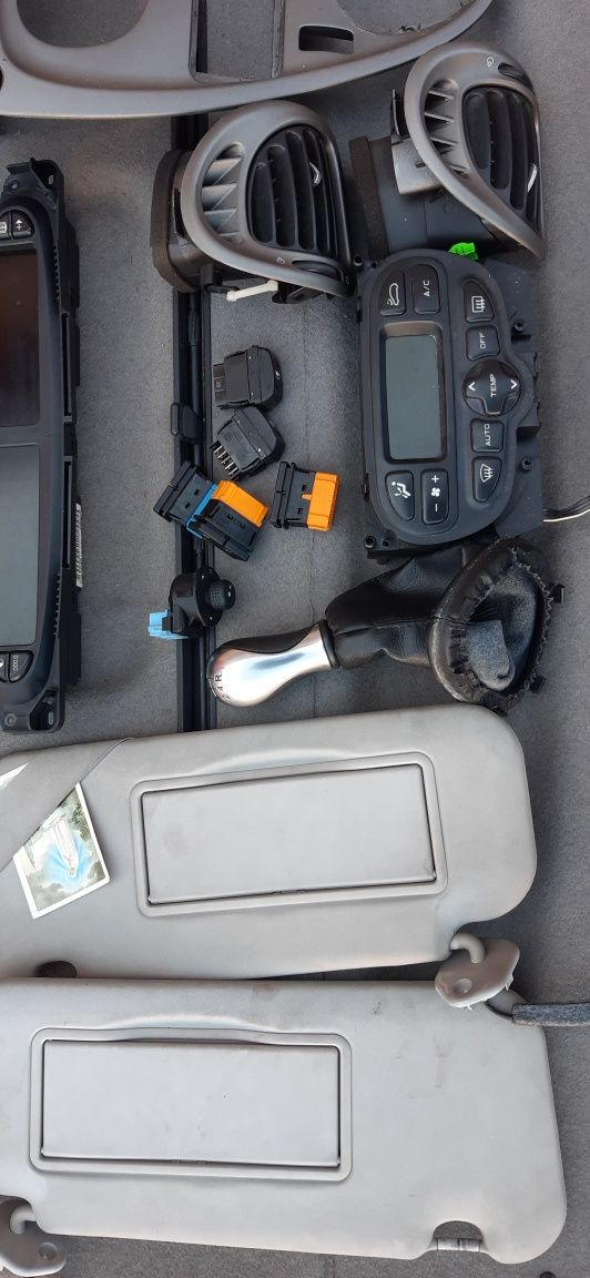 Citroen Xsara Picasso lift różne części kddc