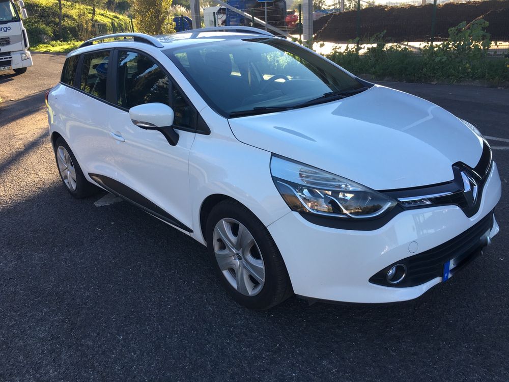 Renault Clio Iv Sportourer 1.5 Dci 2015 Aceito Retomas - Financiamento