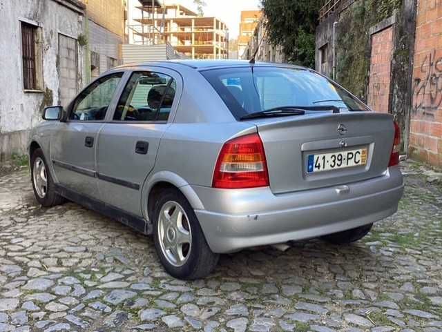Astra ano 2000 - BARATO