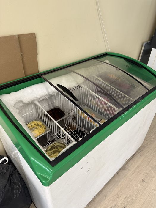 Морозильна вітрина , морозилка , морозильна ларь Juka