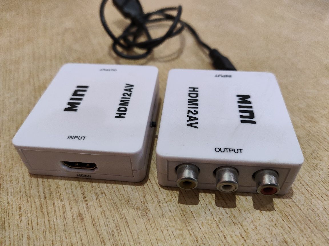 Конвертер сигналу HDMI у RCA.