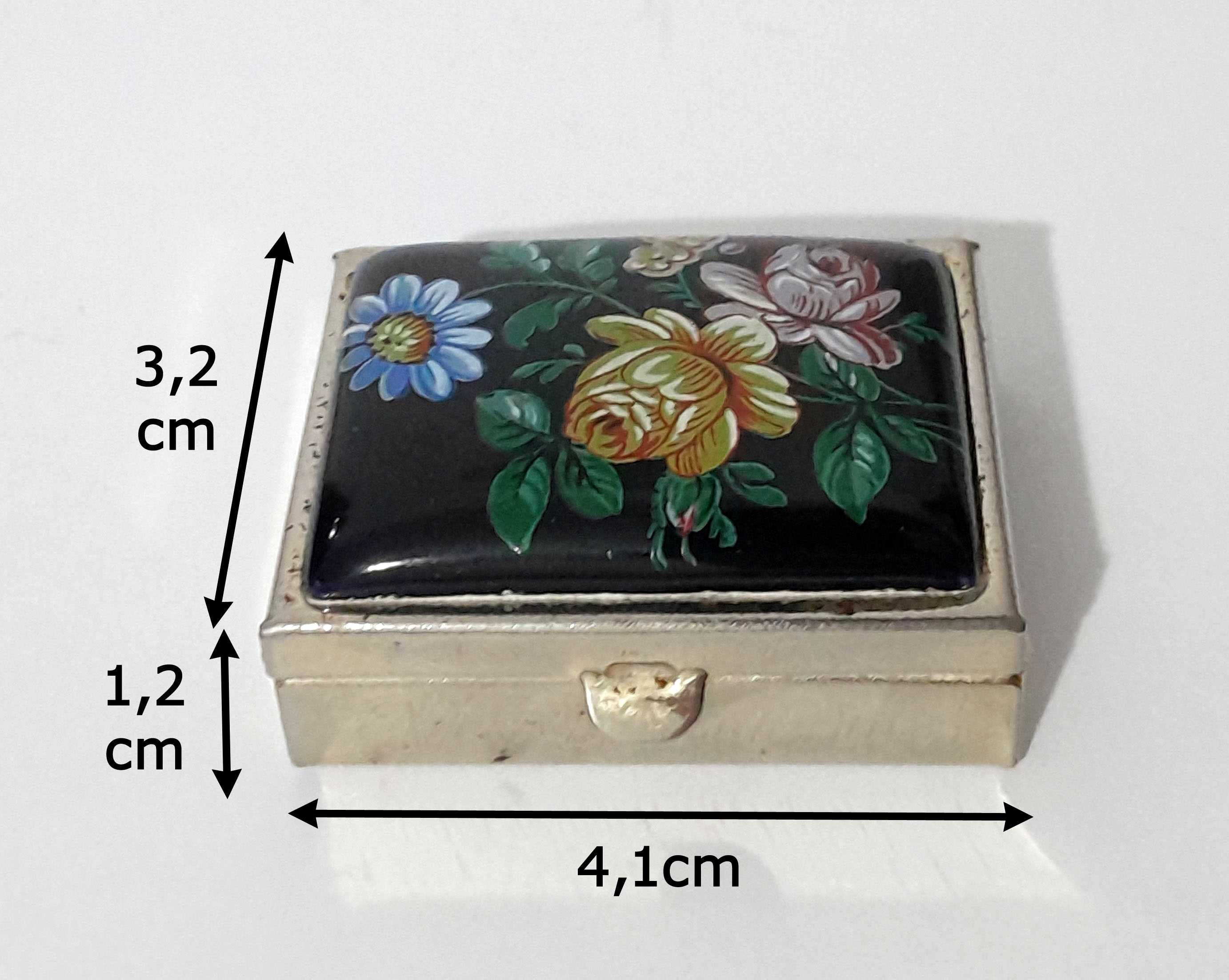 2 Caixas de comprimidos com motivos florais antigas