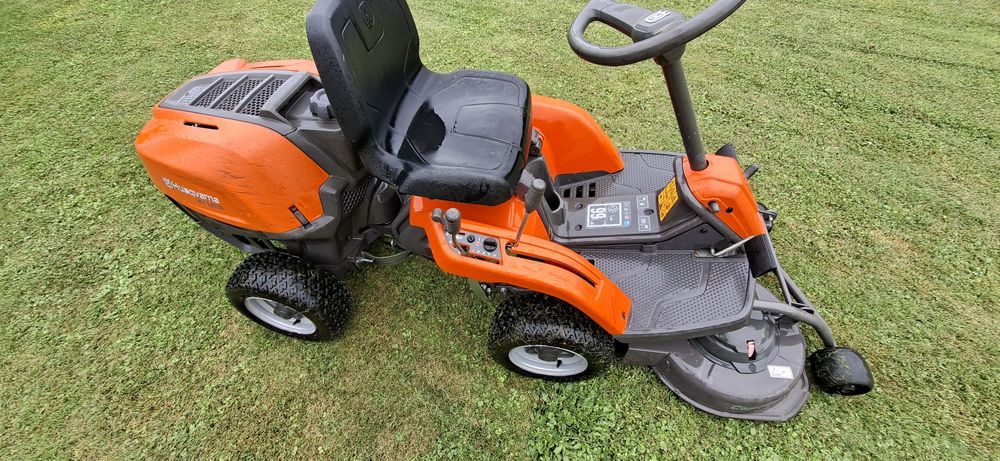 Traktorek husqvarna rider 112c5