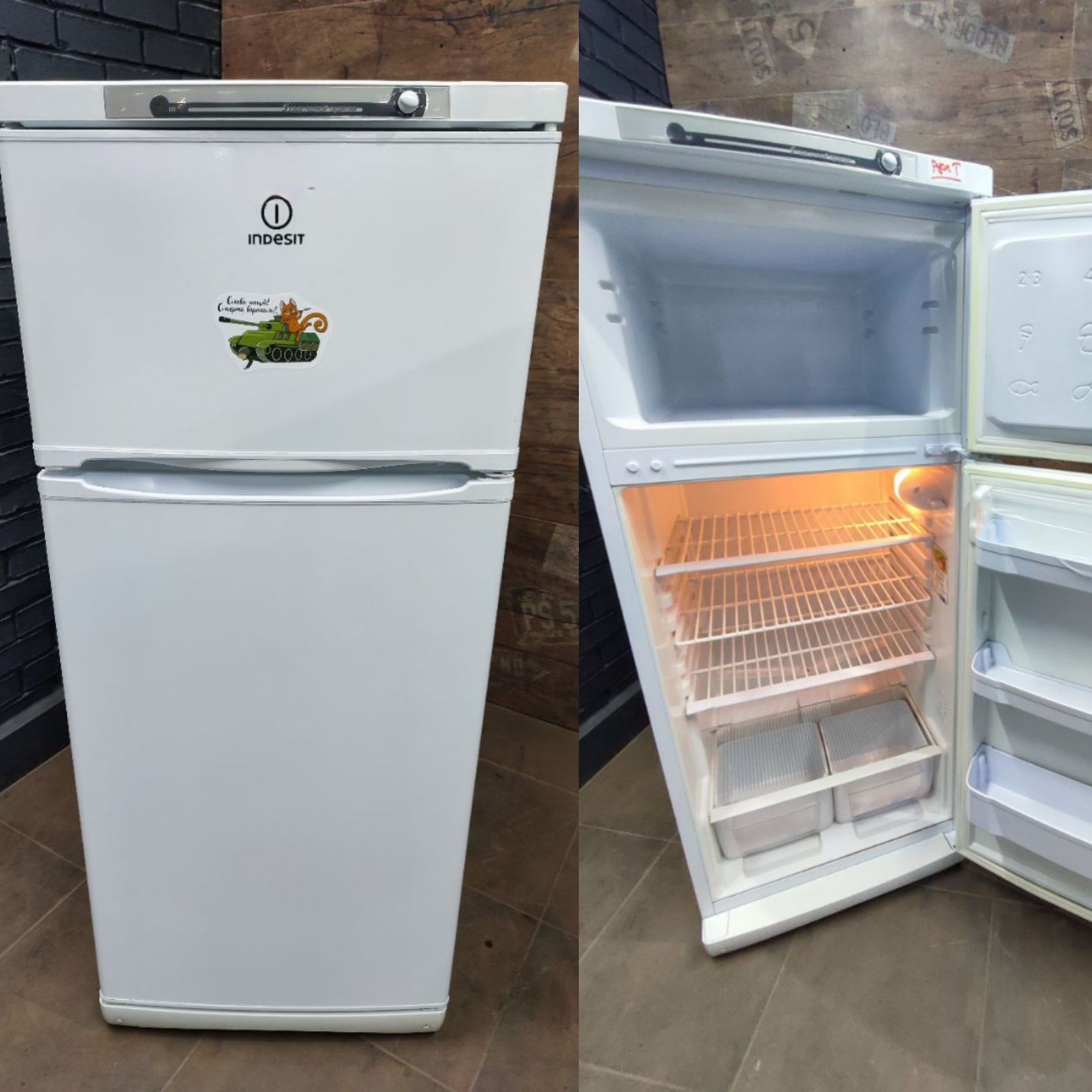 Продається Двокамерний холодильник Indesit st140