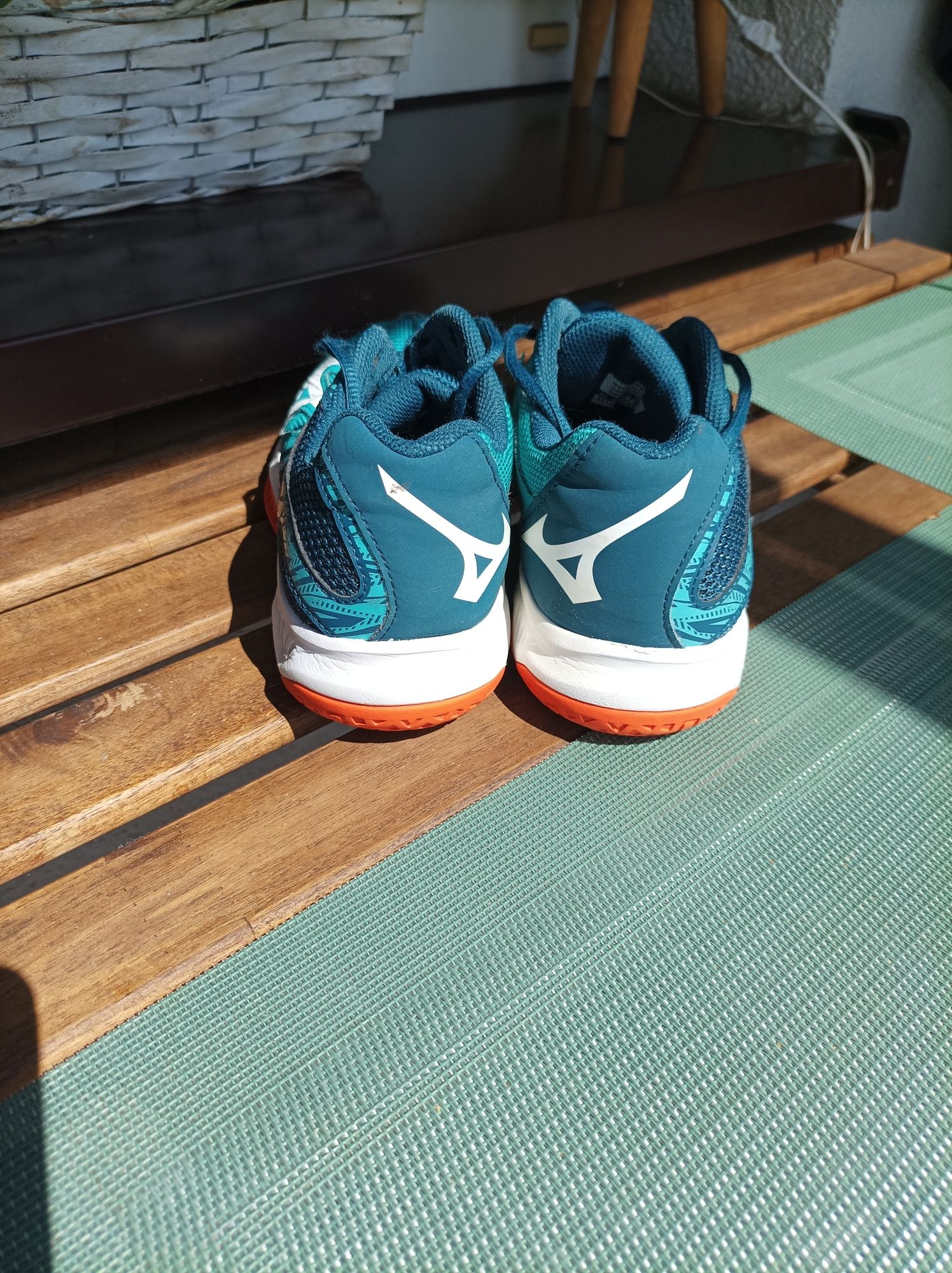 Buty do siatkówki Mizuno Lightning star z6 Jr