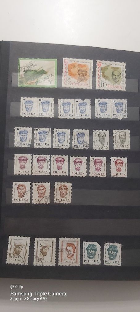 277 znaczków pocztowych