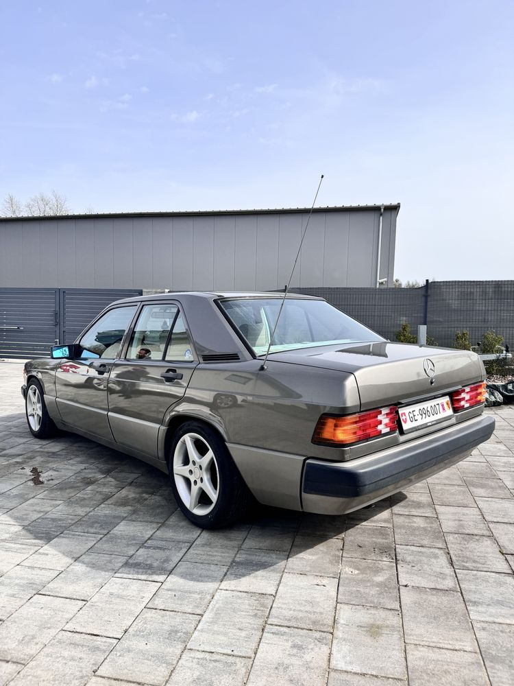 Mercedes - Benz 190 2.3 Szwajcar youngtimer automat akcyza