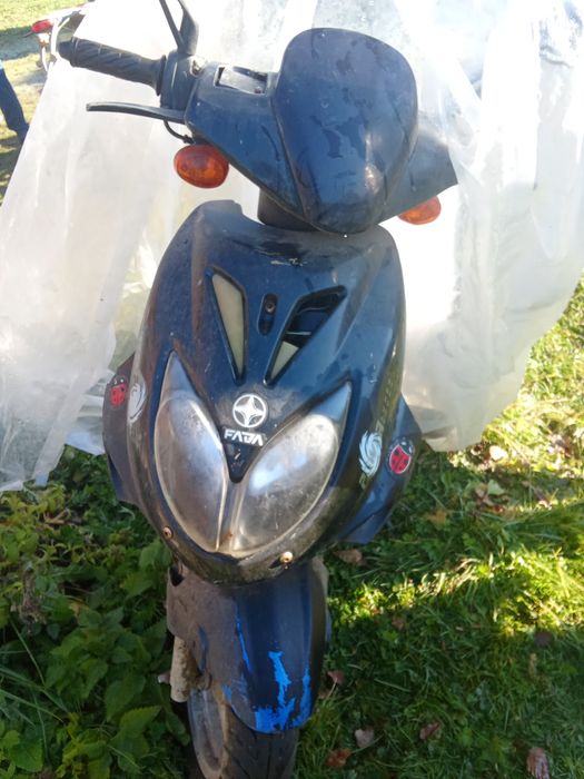 Продам скутер 79 кубів 3000грн