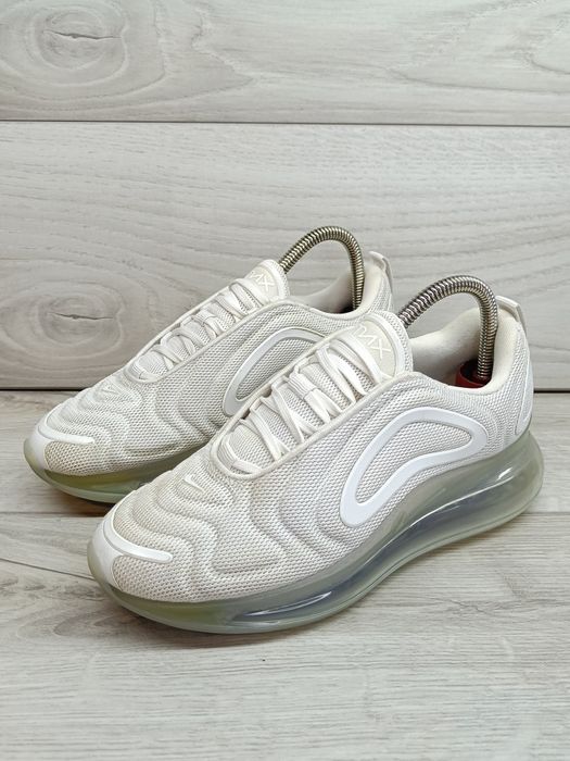 Białe damskie lub dziecięce buty sportowe sneakersy Nike Air Max 720Ma