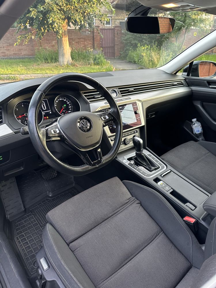 Volkswagen passat 2018 tdi dsg 381