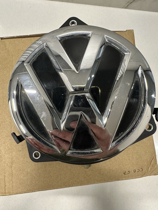 Продам значок з механізмом під камеру Volkswagen