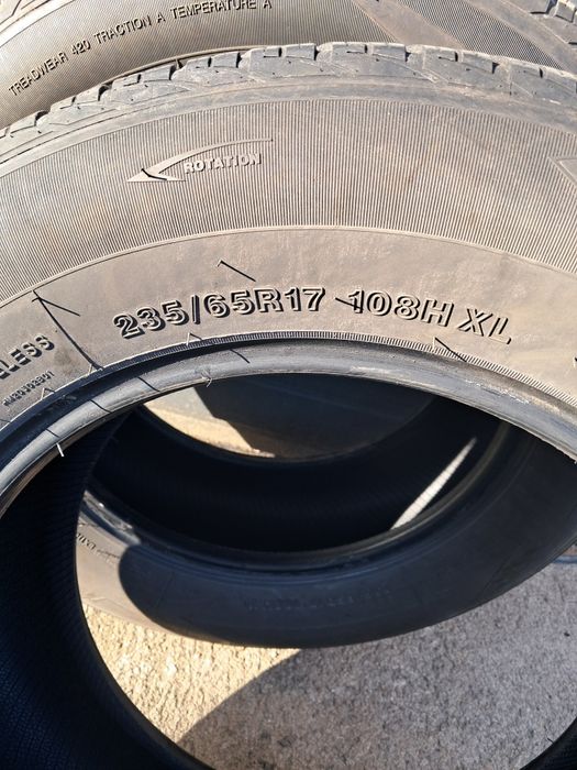 Opony z 2024r całoroczne wielosezonowe Rivo Carloful 235/65/17