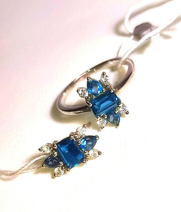 Срібний набір каблучка кулон з топазами та цирконами